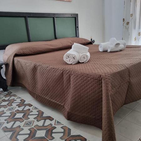 Casa viotti le fuoriserie Palermo Esterno foto