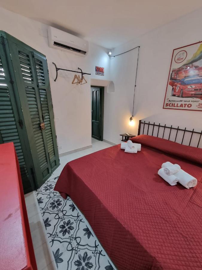 Casa viotti le fuoriserie Palermo Esterno foto